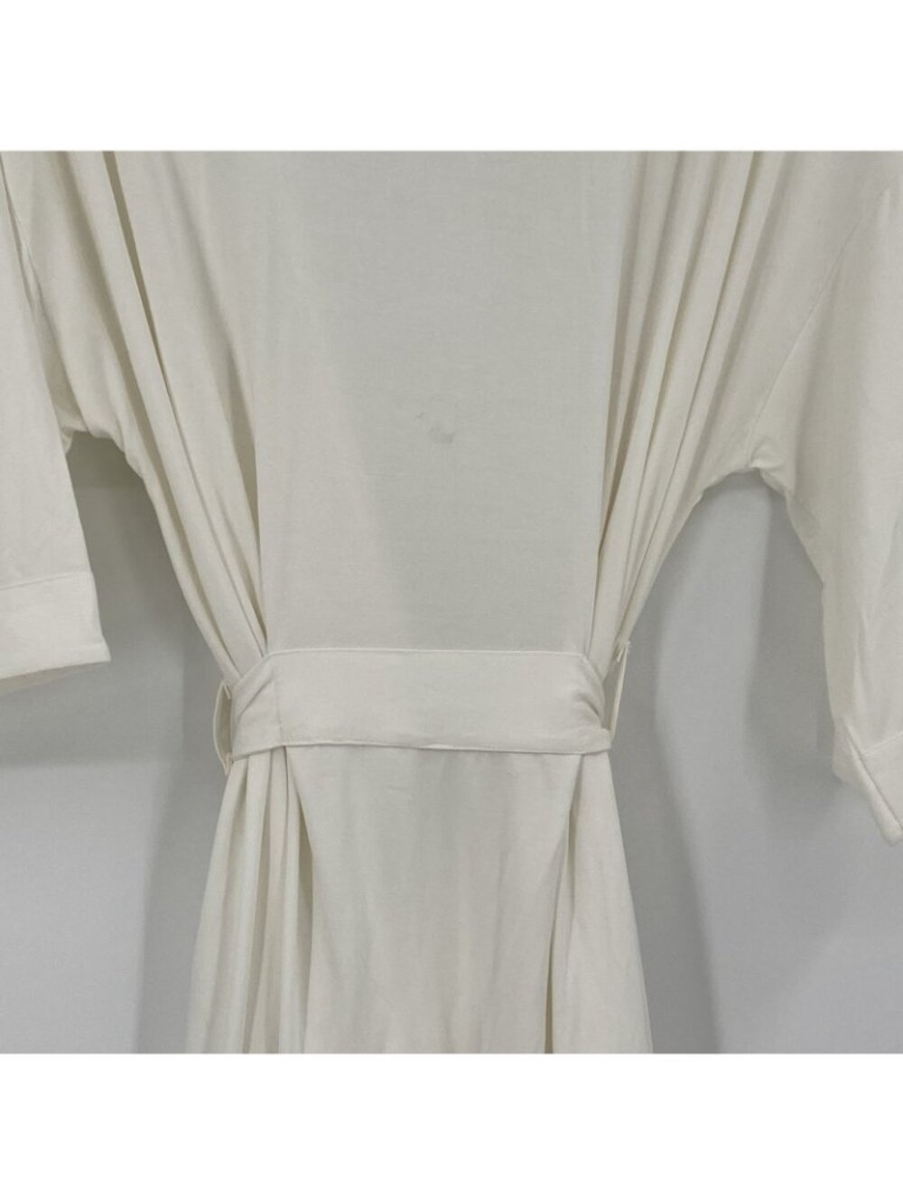 COZY EARTH Women's Size M Bamboo Stretch-Knit Robe Ivory White Loungewear - Picture 16 of 16